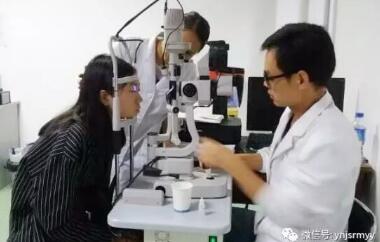  省红会医院专家至我院指导验配角膜塑形镜