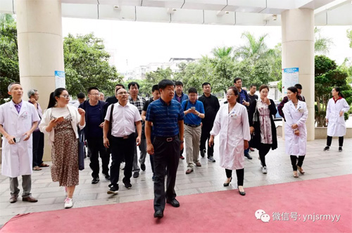  内蒙古自治区心血管病早期筛查与综合干预项目专家到我院交流