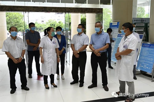  州人大常委会到我院调研医疗保障工作