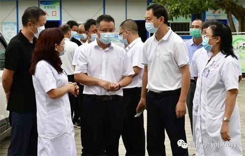  建水县委书记周永瑜到建水县人民医院调研疫情防控工作