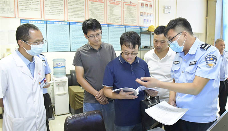  文山州卫生健康委检查组到建水县人民医院开展安全生产交叉互检工作