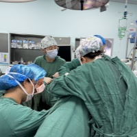  重庆市妇幼保健院专家莅临建水县人民医院开展多台尿失禁TVT-E手术 助力女性健康！